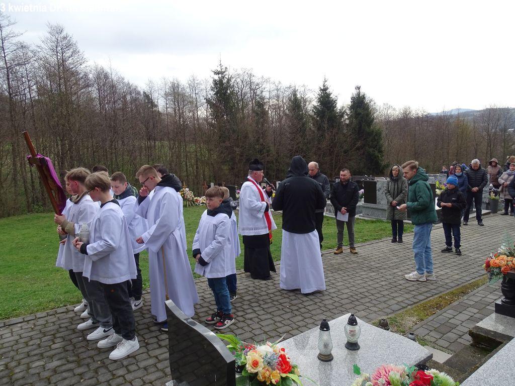 7 na cmentarz_93.JPG